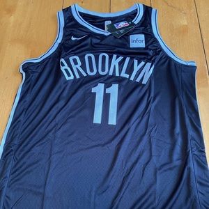 Kyrie Irving jersey